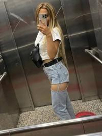 Zeytinburnu Escort Mine Doyumsuz Seksi Ateşli Hatun